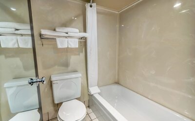 Seven Oaks Hotel Regina, SureStay Collection by Best Western