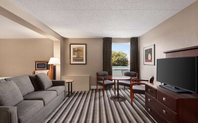 Royal Hotel Regina, Trademark Collection by Wyndham