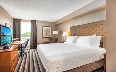 Royal Hotel Regina, Trademark Collection by Wyndham