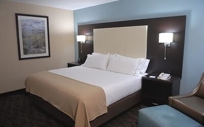 Holiday Inn Express Boise - University Area by IHG