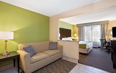 La Quinta Inn & Suites by Wyndham Boise Airport