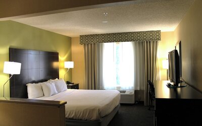 La Quinta Inn & Suites by Wyndham Boise Airport