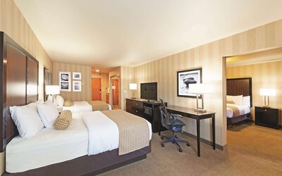 La Quinta Inn & Suites by Wyndham Boise Towne Square