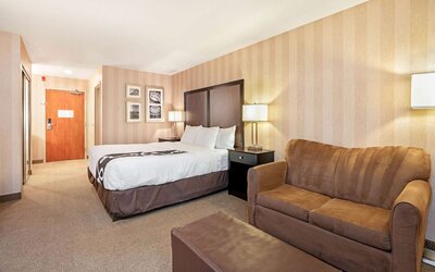 La Quinta Inn & Suites by Wyndham Boise Towne Square