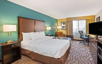 La Quinta Inn & Suites by Wyndham Boise Towne Square