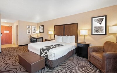 La Quinta Inn & Suites by Wyndham Boise Towne Square