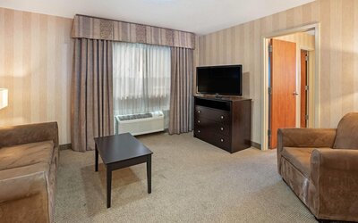 La Quinta Inn & Suites by Wyndham Boise Towne Square