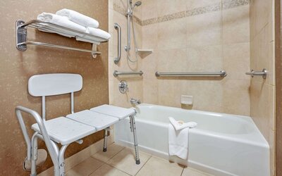 La Quinta Inn & Suites by Wyndham Boise Towne Square
