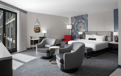 Hotel 43