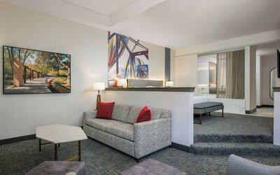 Hotel 43