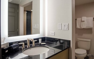 Hotel 43
