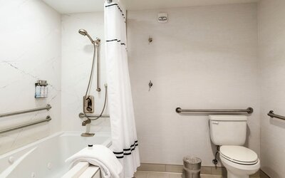 Hotel 43