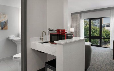 Hotel 43