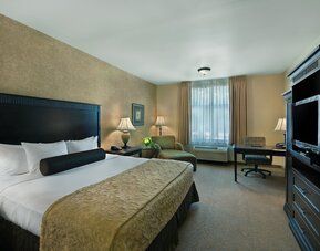 Oxford Suites Boise