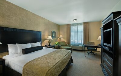 Oxford Suites Boise