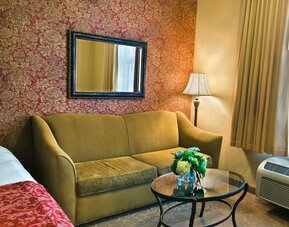 Oxford Suites Boise