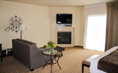 Oxford Suites Boise