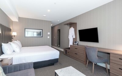 Sandman Signature Saskatoon South Hotel