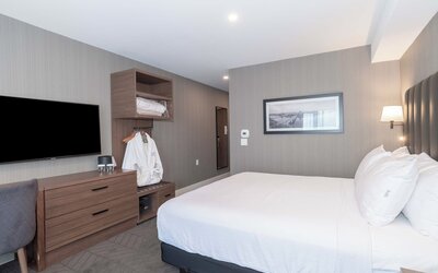 Sandman Signature Saskatoon South Hotel