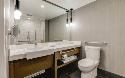 Sandman Signature Saskatoon South Hotel