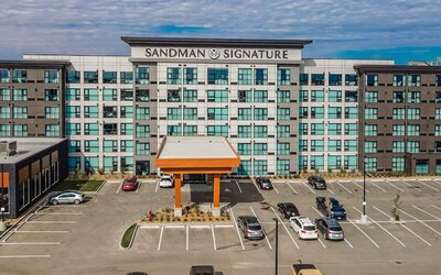 Sandman Signature Saskatoon South Hotel