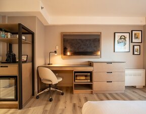Park Town Hotel