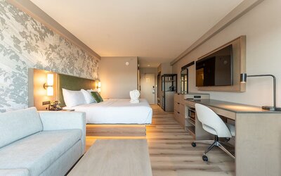 Park Town Hotel