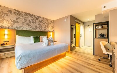 Park Town Hotel