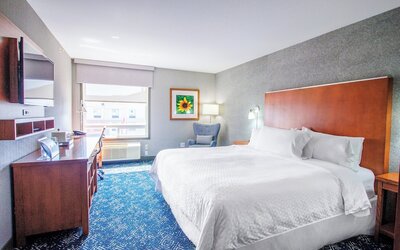 Four Points by Sheraton Saskatoon