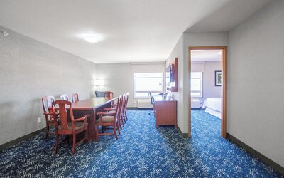 Four Points by Sheraton Saskatoon