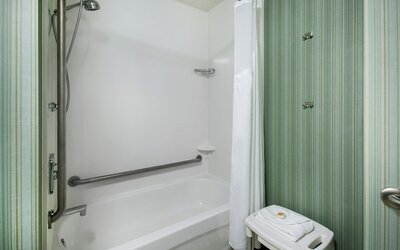 Holiday Inn Hotel & Suites Saskatoon Downtown by IHG