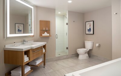 Delta Hotels by Marriott Saskatoon Downtown