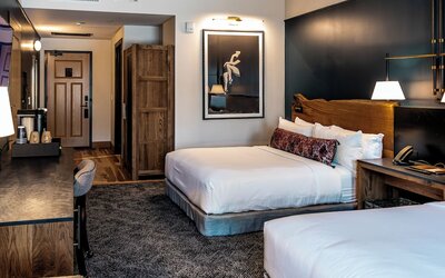 Hotel Renegade