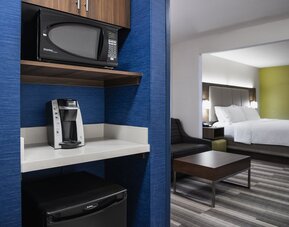 Holiday Inn Express & Suites Saskatoon Centre by IHG
