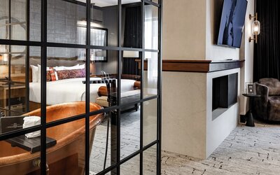 Hotel Renegade