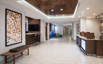 Holiday Inn Express & Suites Saskatoon Centre by IHG