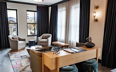 Hotel Renegade