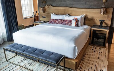 Hotel Renegade