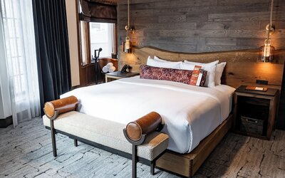 Hotel Renegade