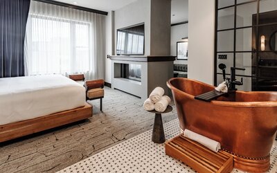 Hotel Renegade