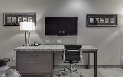 Home Inn & Suites Saskatoon South