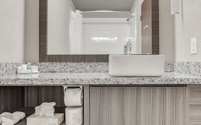 Home Inn & Suites Saskatoon South