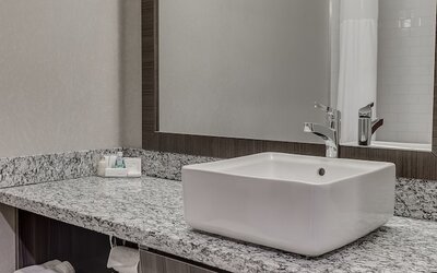 Home Inn & Suites Saskatoon South
