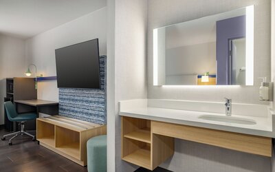 Garner Hotel Boise Airport by IHG