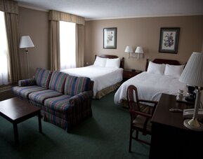 Hotel Senator