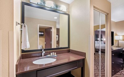 La Quinta Inn & Suites by Wyndham Meridian / Boise West