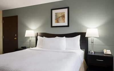 Ramada by Wyndham Saskatoon