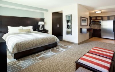 Staybridge Suites Saskatoon - University by IHG