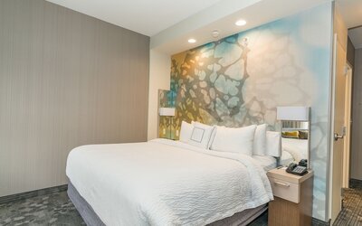 Courtyard by Marriott West Springfield