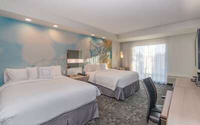 Courtyard by Marriott West Springfield